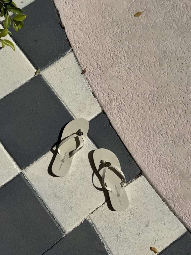 What’s Hot for Your Feet: Sandal Trends to Watch in 2025